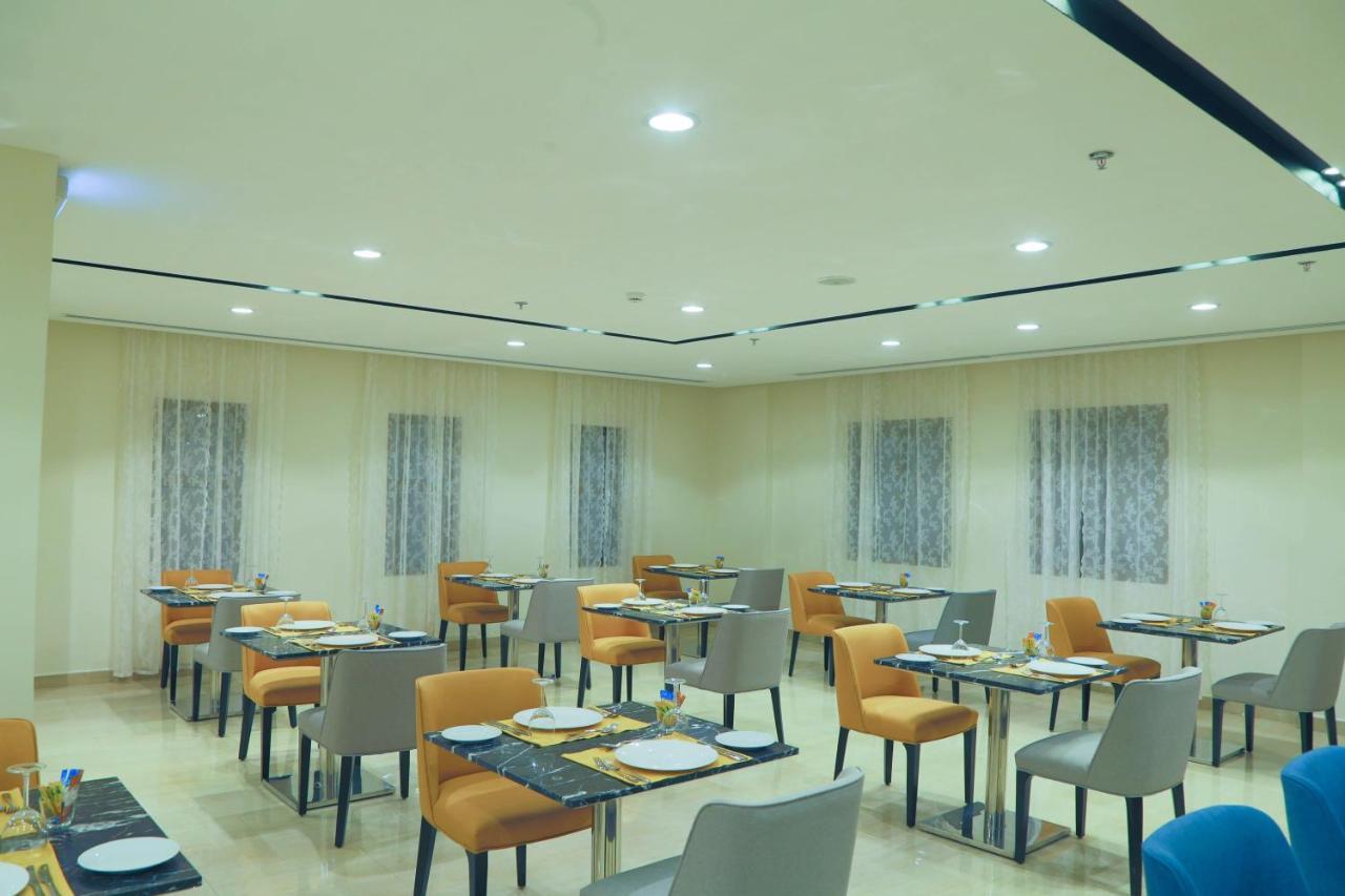 Safwat Alkhobar Hotel Eksteriør bilde
